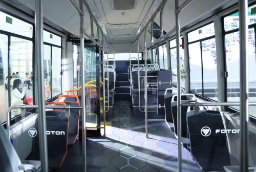 道路展驚現(xiàn)“品”“智”CP 歐輝BJ6129 BJ6122羨煞旁人