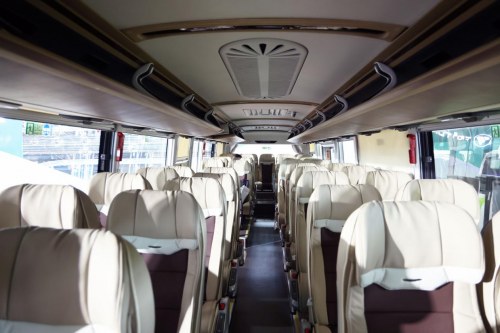 道路展驚現(xiàn)“品”“智”CP 歐輝BJ6129 BJ6122羨煞旁人