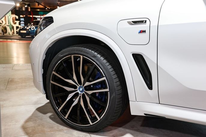 在IAA慕尼黑车展中，倍耐力为近三分之一的电动车型提供原配轮胎