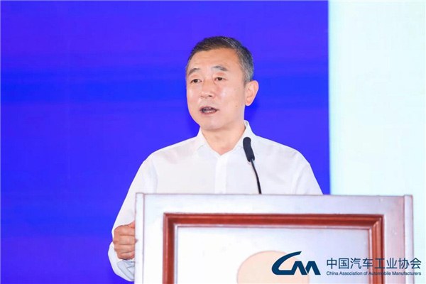 中国汽车工业协会越野车分会理事长张健