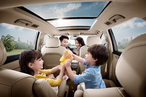 上市一周年！五菱凱捷勁銷90000臺(tái)，引領(lǐng)"大四座家用車"新時(shí)代