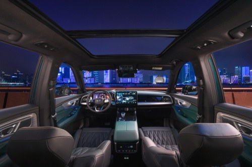 实力诠释20万元级SUV配置天花板，全新第二代GS8叫好又叫座