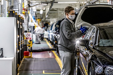 插電混動(dòng)車型備受市場(chǎng)青睞！賓利品牌于2021年再創(chuàng)銷量歷史新高