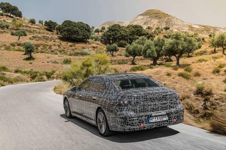 加快推进电动化战略，全新一代BMW 7系纯电动车型在全球范围内进行极端高温测试