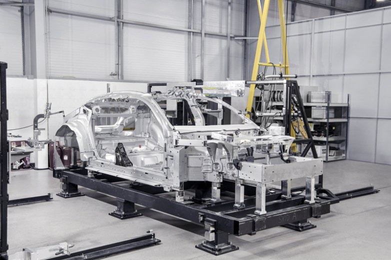 极星5将基于英国团队自研的全铝粘接平台打造