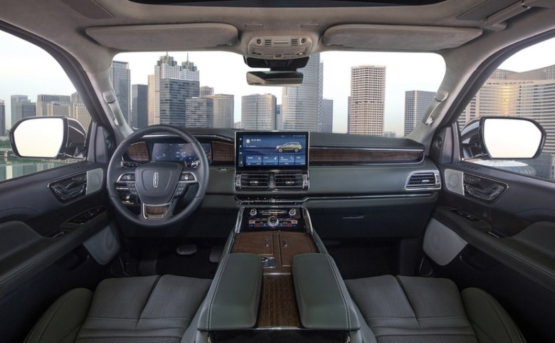 全尺寸美式豪华SUV开创者 全新林肯领航员Navigator长轴总统版荣耀上市
