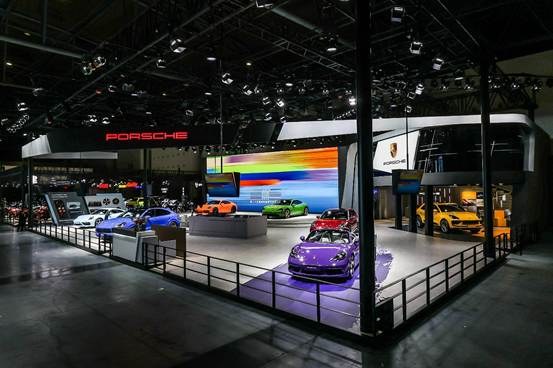 2022成都国际汽车展览会，保时捷全系开放“个性精制颜色”重温经典回归