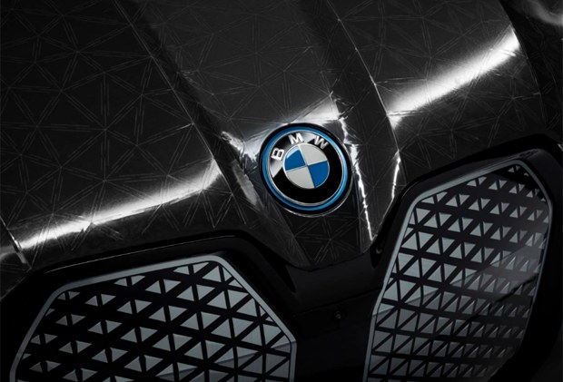 世界首台变色概念车BMW iX Flow抵沪亮相