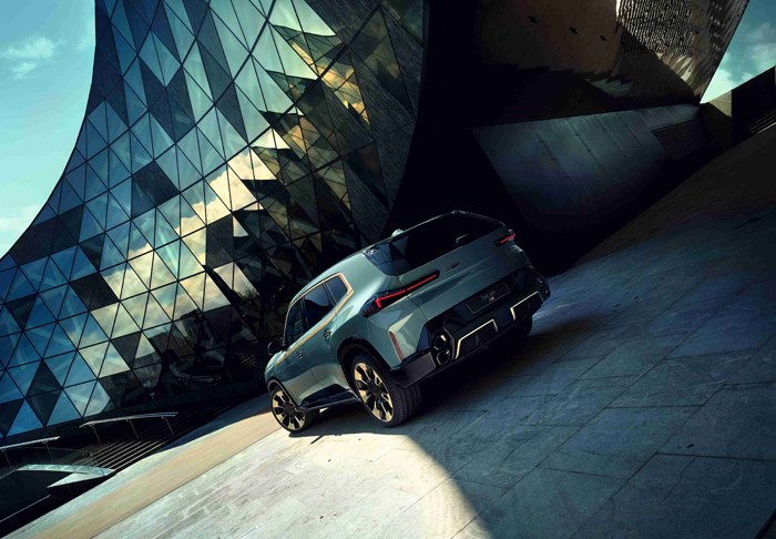 引领高性能细分市场创新发展，创新BMW XM全球首发