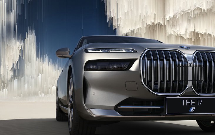 电动时代的豪华之巅，创新纯电动BMW i7满电上市