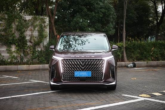 新派豪華大型MPV 上汽大通G90試駕體驗(yàn)