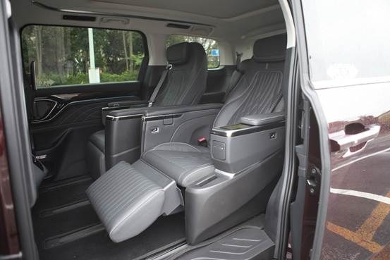 新派豪華大型MPV 上汽大通G90試駕體驗(yàn)