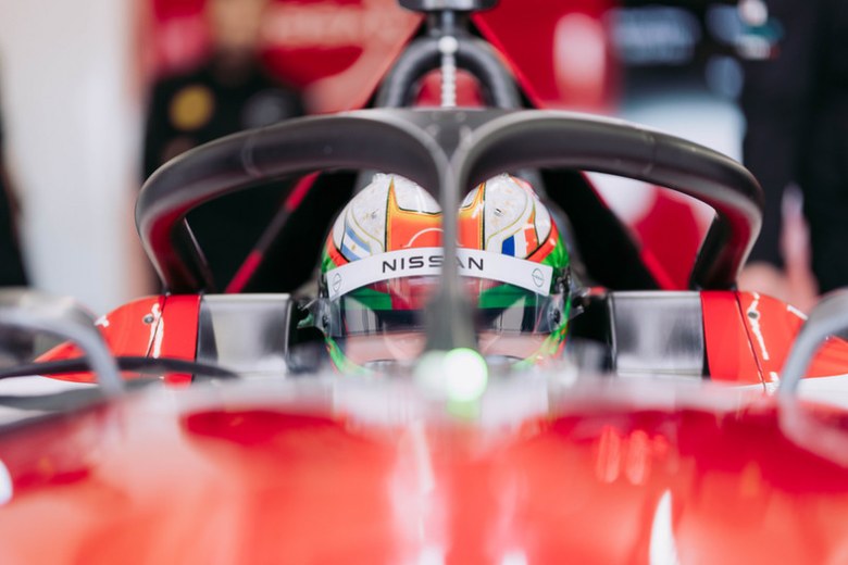 日产Formula E车队携全新Gen3赛车出征第九赛季世界电动方程式锦标赛