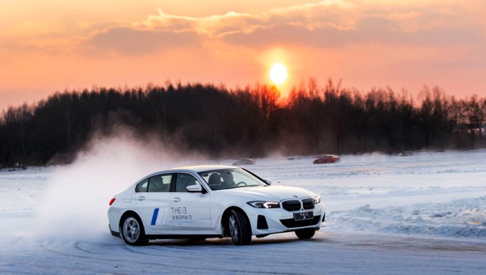 “雪地撒歡”才是純電駕控正確打開方式！全新BMW i3輕松拿捏