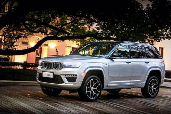 Jeep®品牌概念店盛大揭幕，在华开启全新代理直营模式