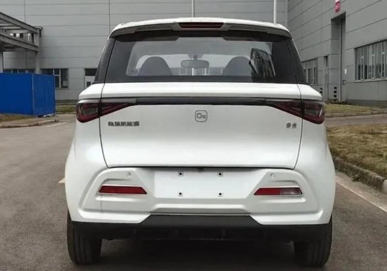 微型车界“复仇者”？剑指宏光MINI EV，全新奇瑞QQ上海车展首发