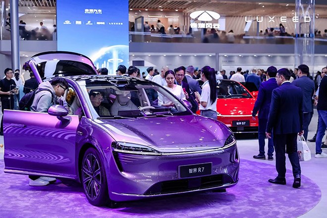 智界R7