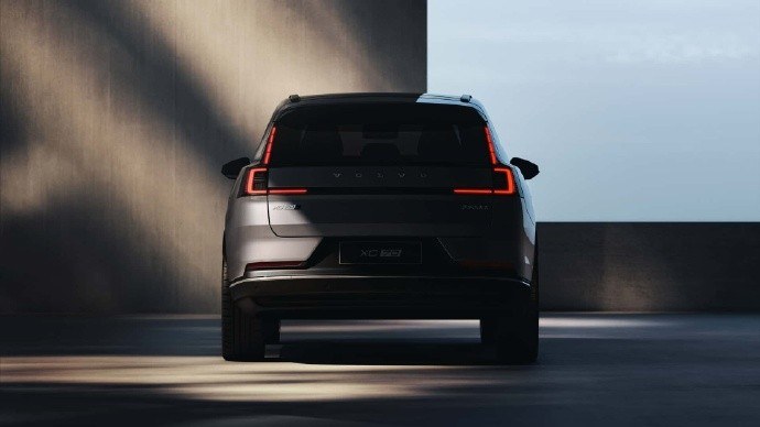 沃尔沃XC70全球首发：售价将40万起，预计9月上市