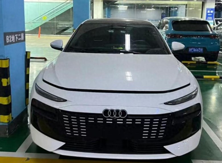 与概念车形成反差！国产奥迪A6L e-tron实车曝光，网友直呼太丑！