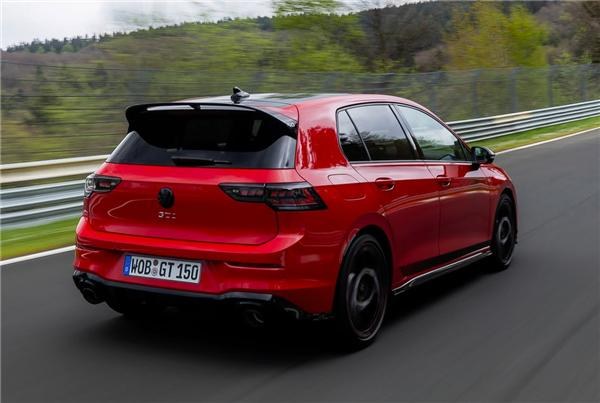 零百加速5.5秒！配DCC底盘，高尔夫GTI 50周年特别版官图发布