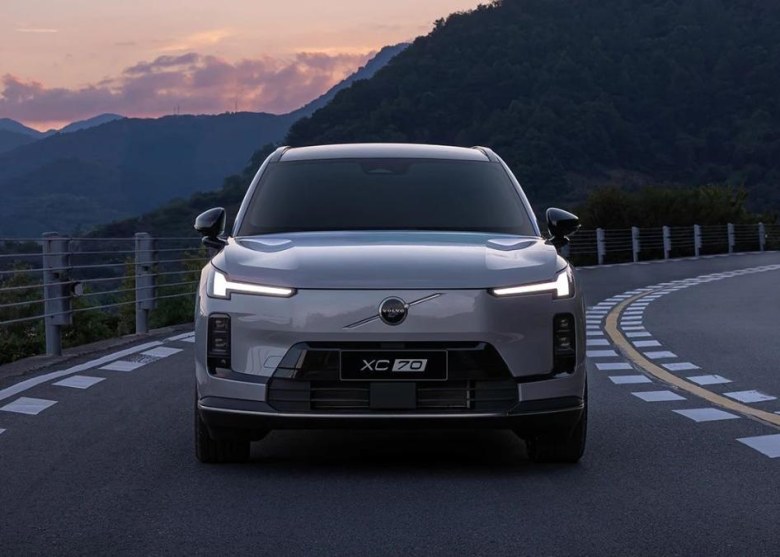 1.5T插混+无框车门，续航1200km起！沃尔沃XC70将于8月开启预售