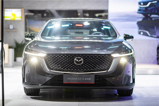 MAZDA EZ-60 长安马自达携电动化亮相2025昆明车展