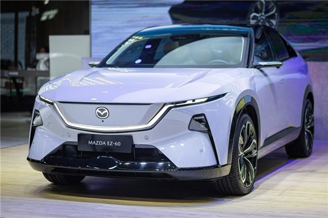 MAZDA EZ-60 长安马自达携电动化亮相2025昆明车展