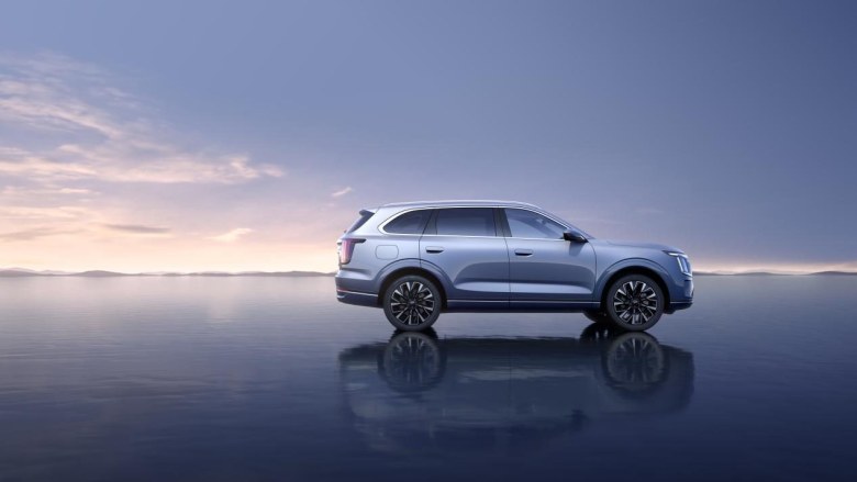 捷途山海L7 PLUS正式上市，超级置换抢购价10.99万元起