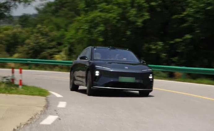 智能电动时代的驾控，应该是什么样？ET9给出了答案