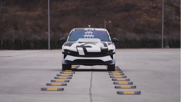 智能电动时代的驾控，应该是什么样？ET9给出了答案