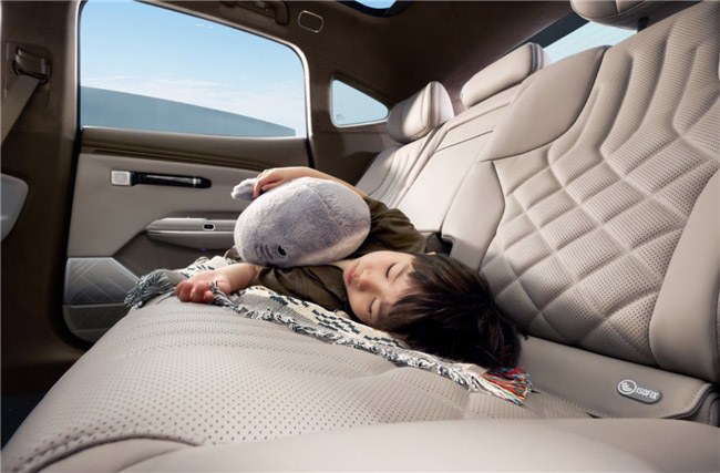 昊铂HT825Pro与小鹏G7702Max纯电SUV续航对决