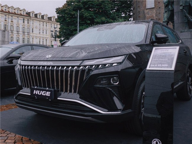 全球家庭出行主力军 东风风神出海都灵车展深化海外布局