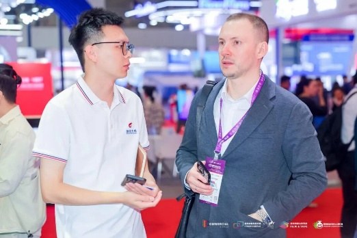 千企齐聚、黑科技云集！2025深圳国际全触与显示展启幕