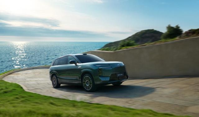 超智能科技大座驾!售价29.98万元起,腾势N8L正式上市