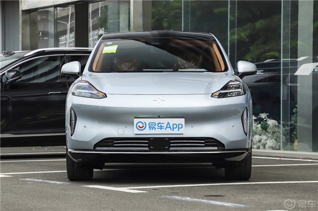 昊铂HT对比智己LS6的深层优势