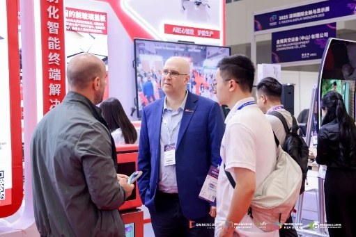 千企齐聚、黑科技云集！2025深圳国际全触与显示展启幕