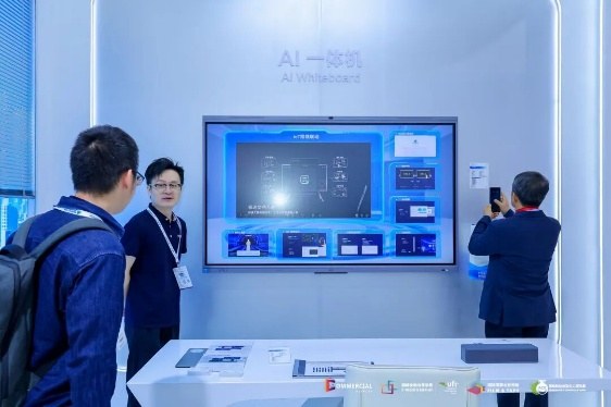 千企齐聚、黑科技云集！2025深圳国际全触与显示展启幕