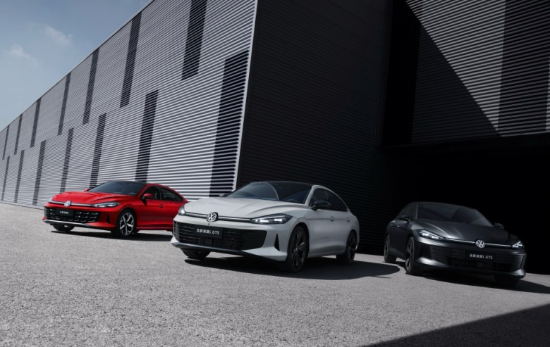 收官之战落幕！全新凌渡L GTS赛车助力上汽大众333车队夺得2025 CTCC中国杯TCS组年度车队杯冠军