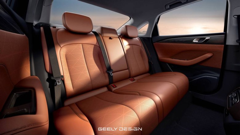 先享价6.89万起！第5代帝豪11月18日上市，买轩逸朗逸的等等！