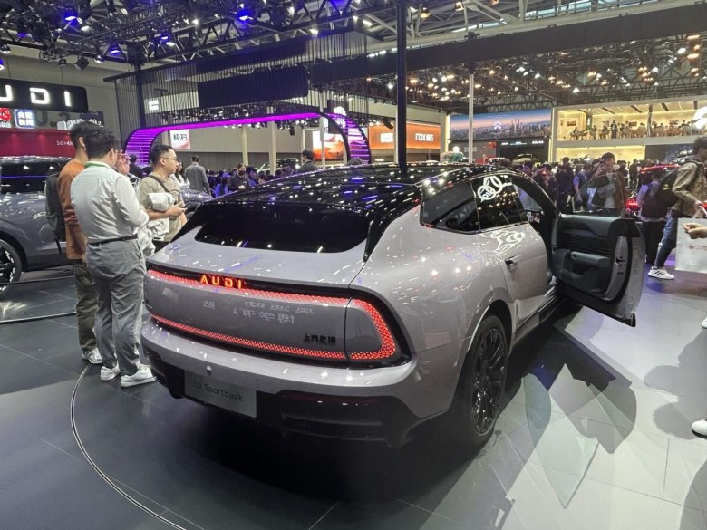 双馆齐开!上汽大众+奥迪携狠货炸翻广州车展