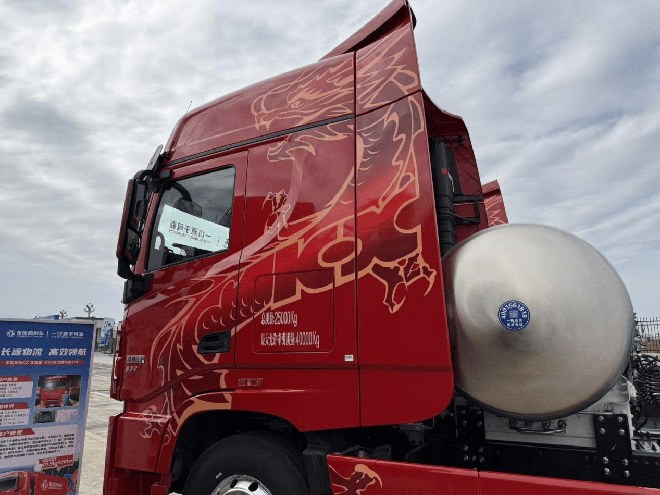 东风重卡齐聚乐山 天龙哥俱乐部开启用户共创新时代