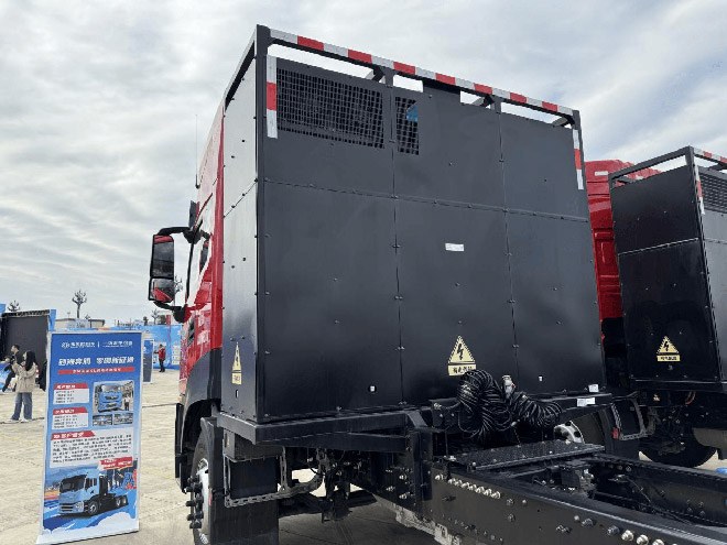 东风重卡齐聚乐山 天龙哥俱乐部开启用户共创新时代