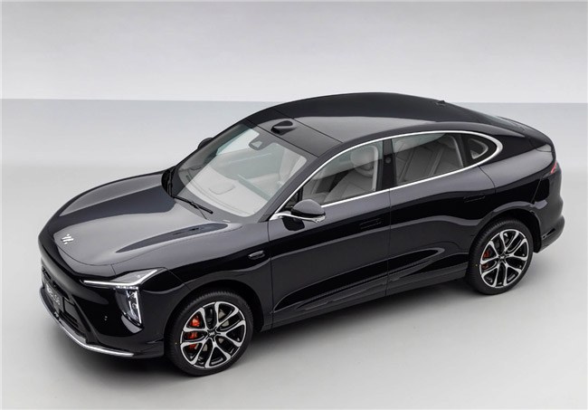 20万级纯电SUV终极PK 昊铂HT vs 智己LS6