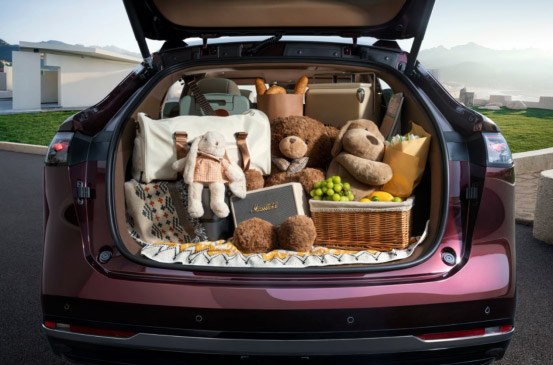 昊铂HT 825 Pro后备箱670L