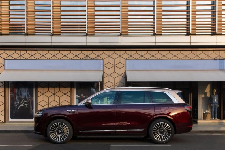 双权威认证！问界M9保值率再获第一，定义高端新能源价值标杆