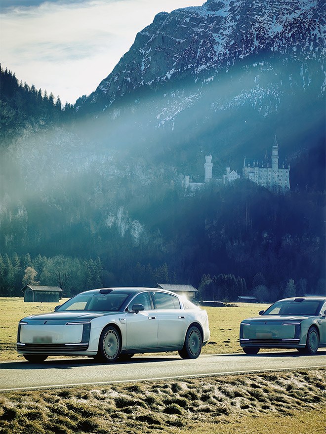 尊界S800横跨欧亚 以实力与美学重塑中国豪华车全球话语权