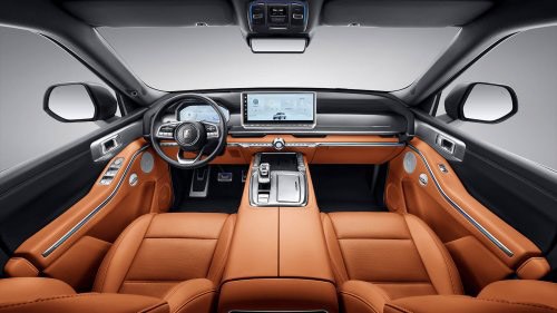 中国制造 全球标准 坦克700中东荣耀上市