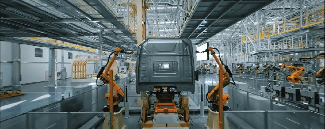 东风商用车D600智慧工厂投产暨东风天龙KH新车下线