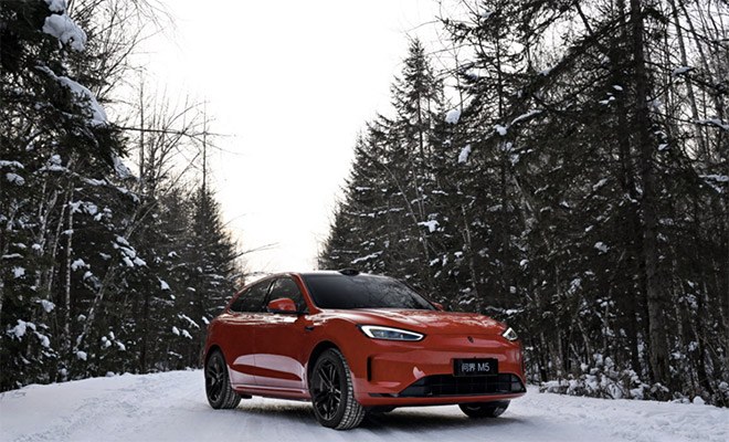 问界新M5 Ultra破解冬季出行痛点 至高享37000元限时礼遇