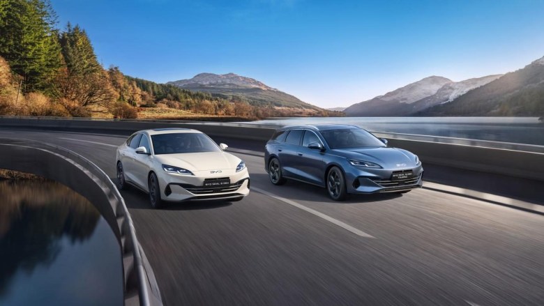 多国销量超越特斯拉！比亚迪重构全球新能源汽车格局